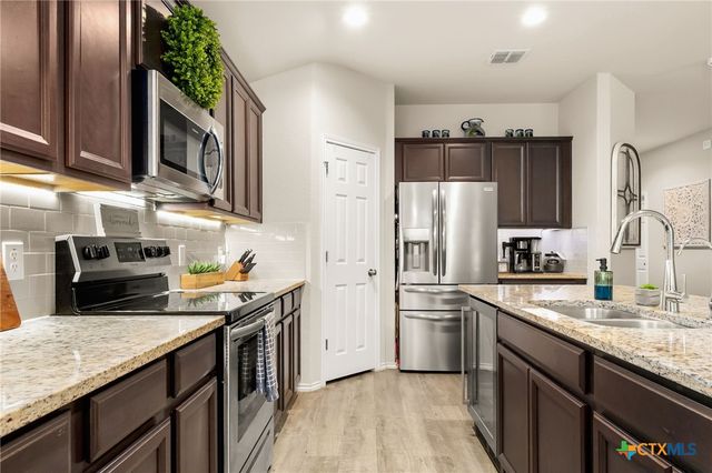 330 Saiga Drive, New Braunfels, TX 78130