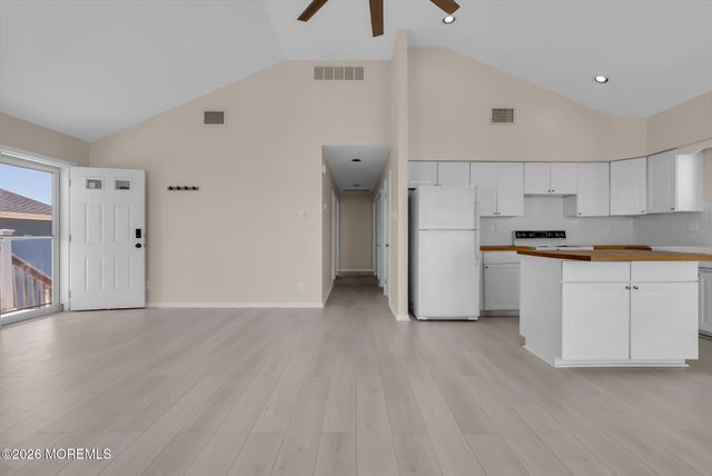 25 S Dayton Drive, Little Egg Harbor, NJ 08087