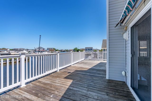 25 S Dayton Drive, Little Egg Harbor, NJ 08087