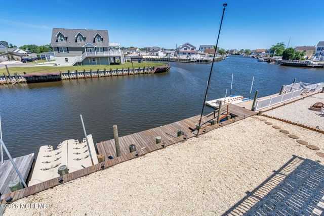 25 S Dayton Drive, Little Egg Harbor, NJ 08087