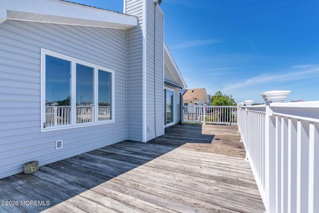 25 S Dayton Drive, Little Egg Harbor, NJ 08087