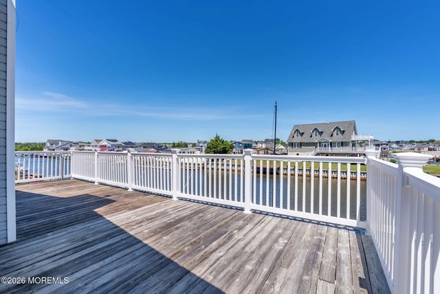 25 S Dayton Drive, Little Egg Harbor, NJ 08087