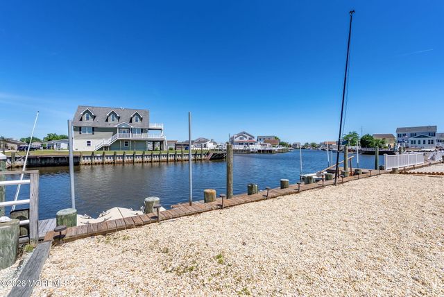25 S Dayton Drive, Little Egg Harbor, NJ 08087