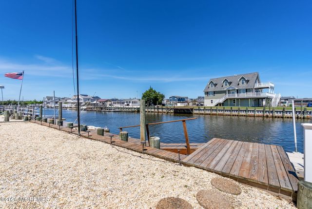 25 S Dayton Drive, Little Egg Harbor, NJ 08087