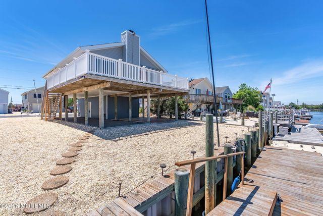 25 S Dayton Drive, Little Egg Harbor, NJ 08087
