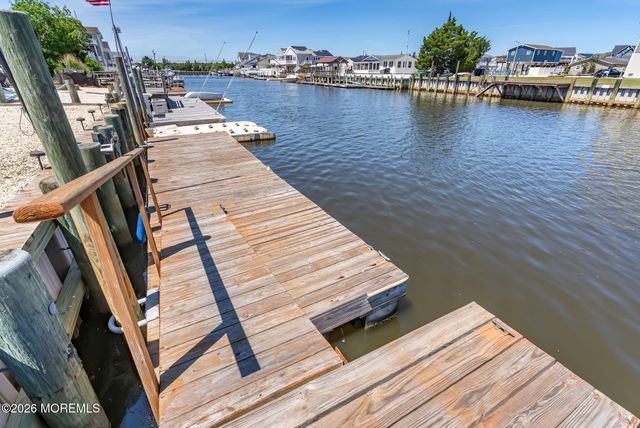 25 S Dayton Drive, Little Egg Harbor, NJ 08087