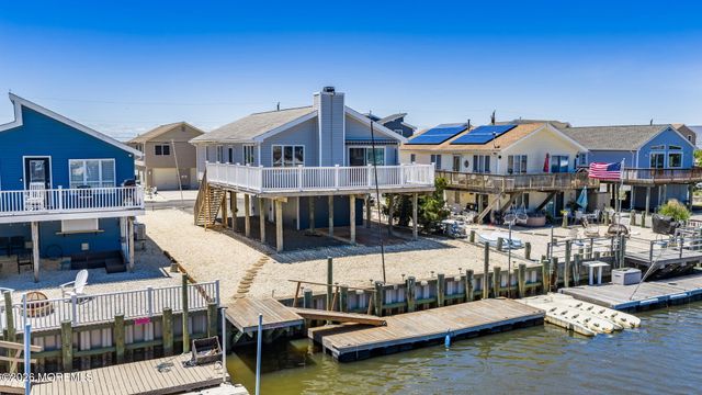 25 S Dayton Drive, Little Egg Harbor, NJ 08087