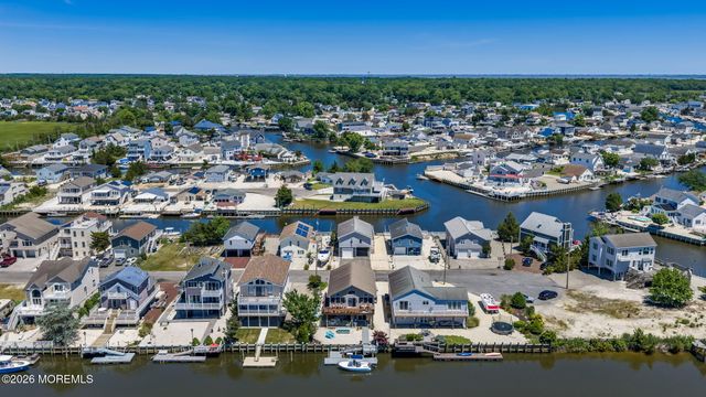 25 S Dayton Drive, Little Egg Harbor, NJ 08087