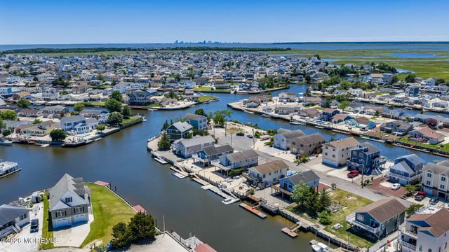 25 S Dayton Drive, Little Egg Harbor, NJ 08087