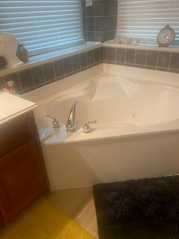 1531 Birkenhead Lane, Lancaster, TX 75134