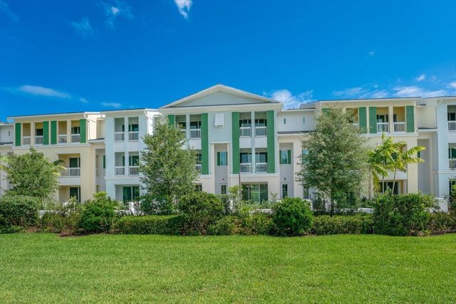 12546 Gross Pointe Drive, Palm Beach Gardens, FL 33418