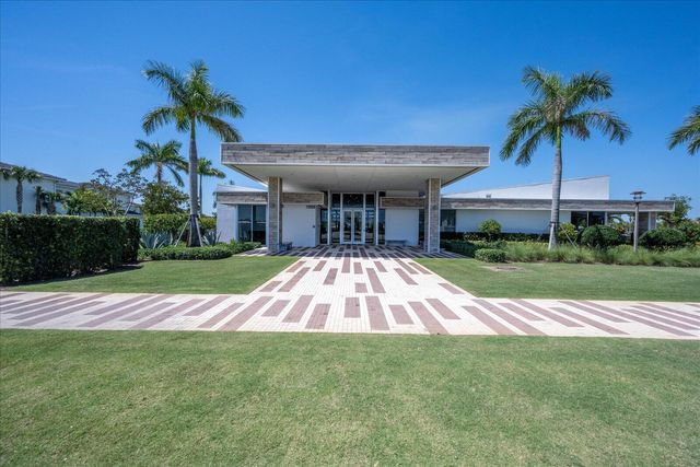 12546 Gross Pointe Drive, Palm Beach Gardens, FL 33418