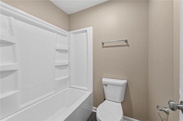 7500 E 118th Place, Kansas City, MO 64134