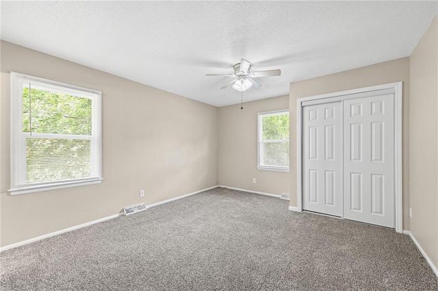 7500 E 118th Place, Kansas City, MO 64134