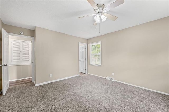 7500 E 118th Place, Kansas City, MO 64134