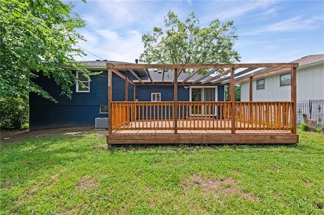7500 E 118th Place, Kansas City, MO 64134
