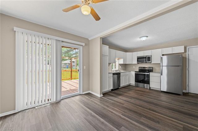7500 E 118th Place, Kansas City, MO 64134