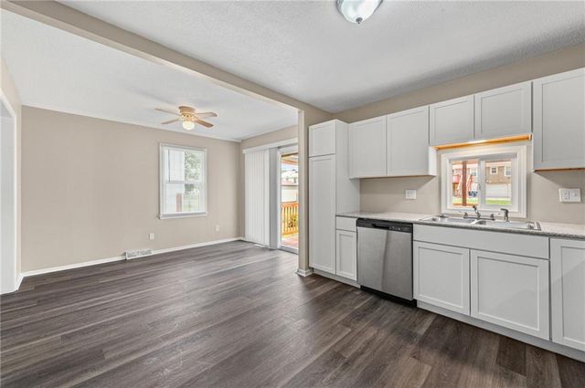 7500 E 118th Place, Kansas City, MO 64134