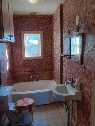 189 S Genesee Street, Montrose, MI 48457