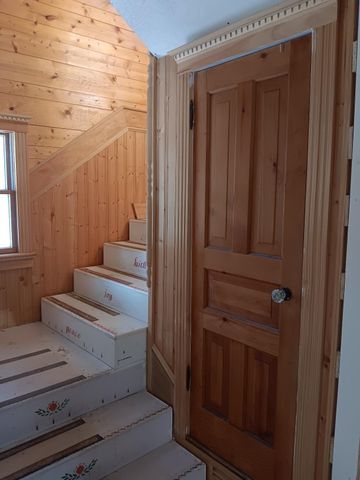 189 S Genesee Street, Montrose, MI 48457