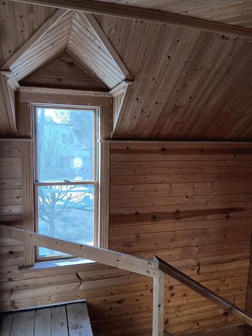 189 S Genesee Street, Montrose, MI 48457