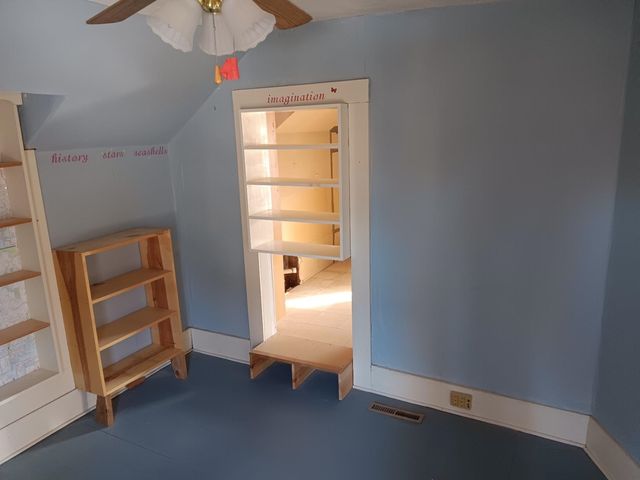 189 S Genesee Street, Montrose, MI 48457