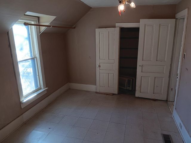 189 S Genesee Street, Montrose, MI 48457