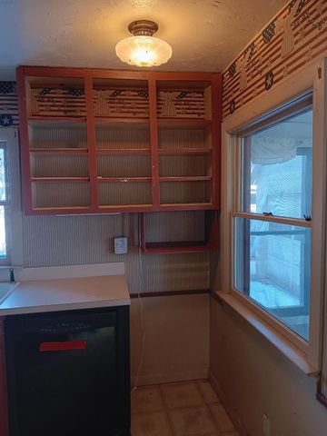 189 S Genesee Street, Montrose, MI 48457