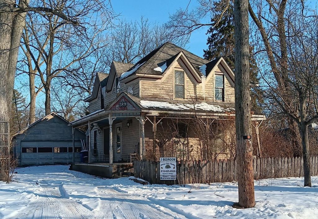 189 S Genesee Street, Montrose, MI 48457