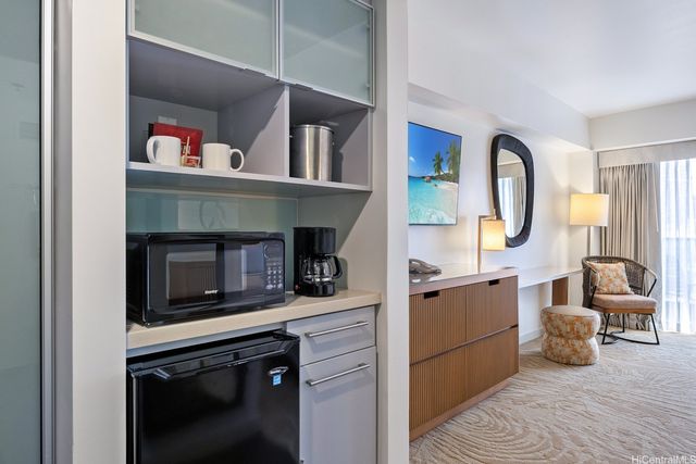 410 Atkinson Drive 1916, Honolulu, HI 96814