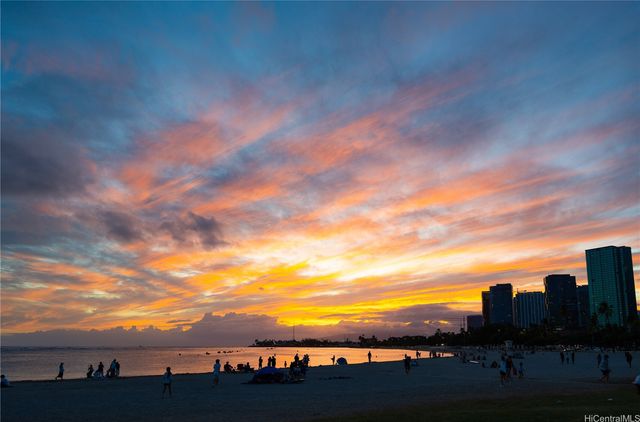 410 Atkinson Drive 1916, Honolulu, HI 96814