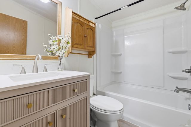 6353 W McNeely Street, Ellettsville, IN 47429