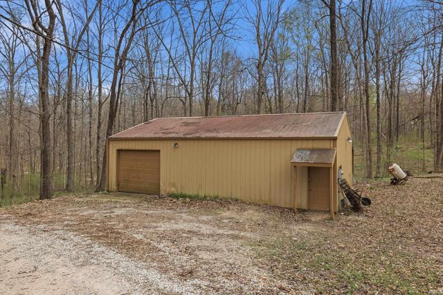 6353 W McNeely Street, Ellettsville, IN 47429