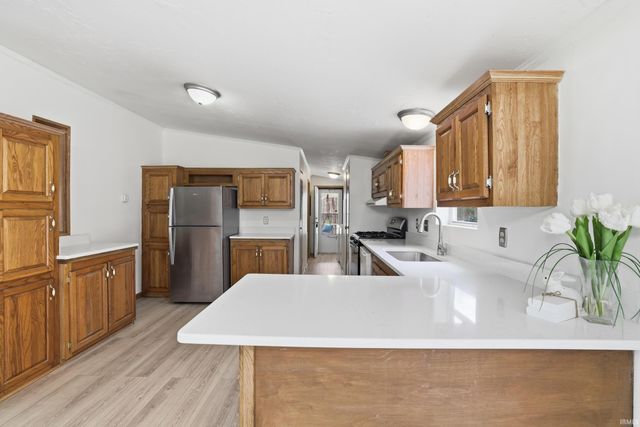 6353 W McNeely Street, Ellettsville, IN 47429