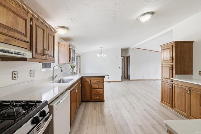 6353 W McNeely Street, Ellettsville, IN 47429