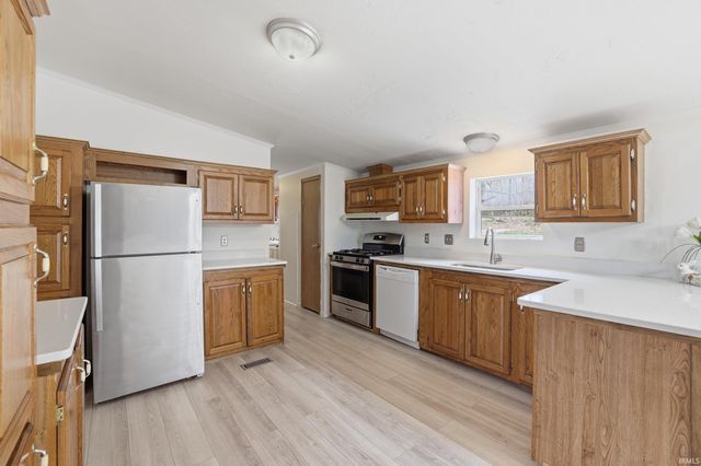 6353 W McNeely Street, Ellettsville, IN 47429