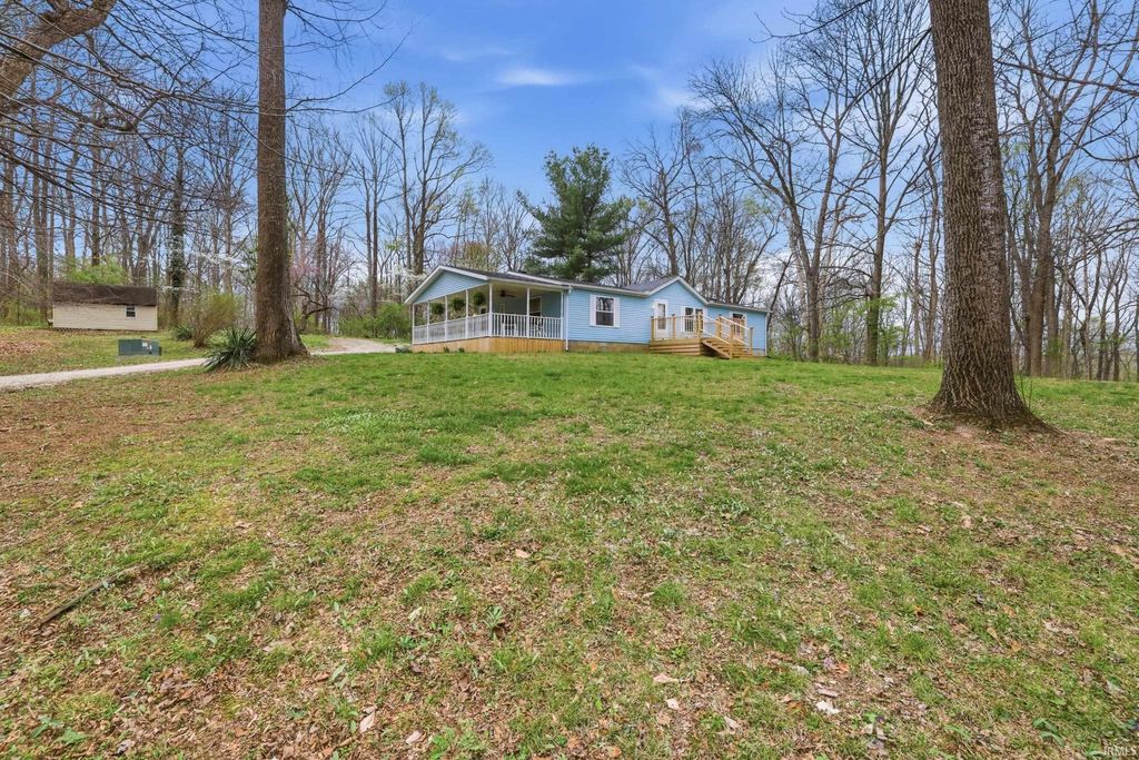 6353 W McNeely Street, Ellettsville, IN 47429