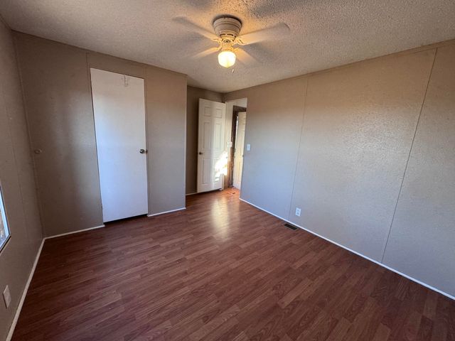 1461 Quail Spur, Crane, MO 65633