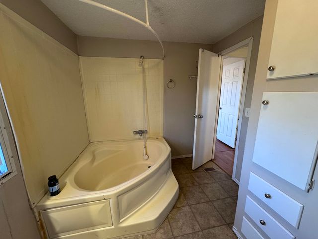 1461 Quail Spur, Crane, MO 65633