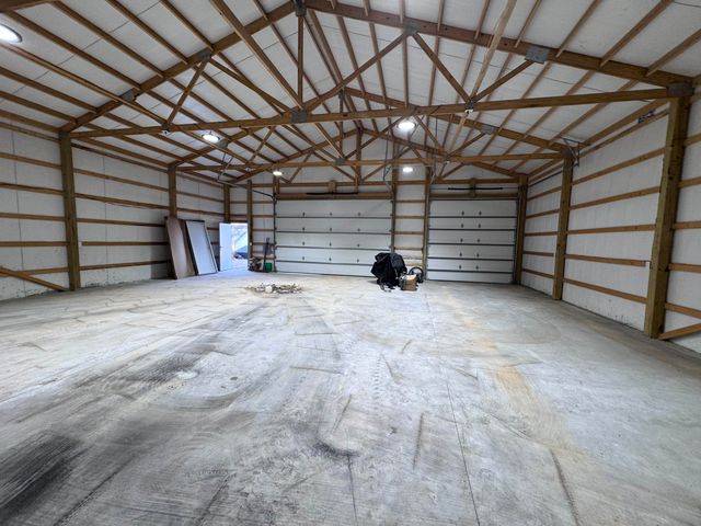 1461 Quail Spur, Crane, MO 65633