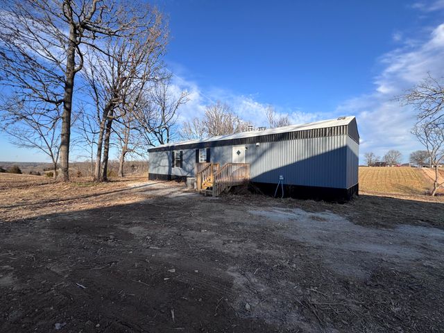 1461 Quail Spur, Crane, MO 65633