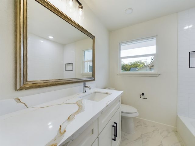 2231 Latexo Drive, Houston, TX 77018