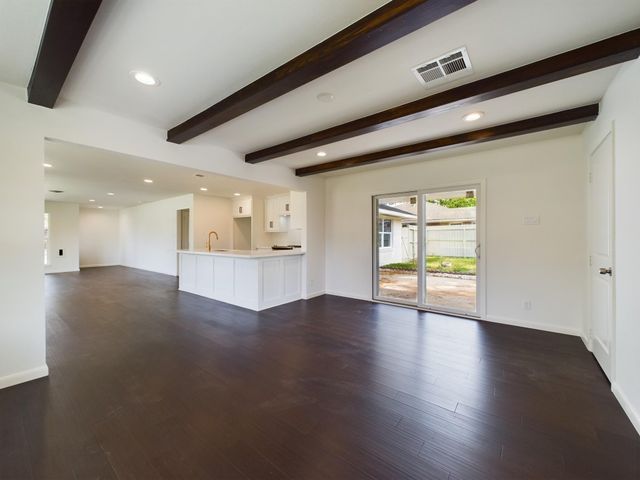 2231 Latexo Drive, Houston, TX 77018