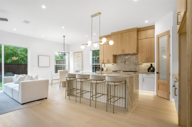 3629 Vilbig Road, Dallas, TX 75212