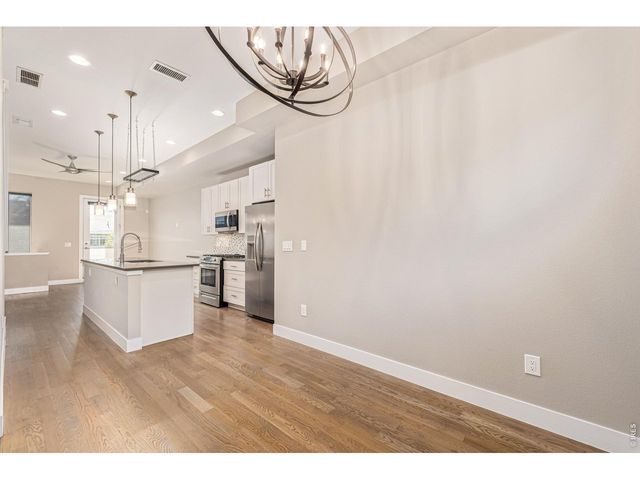 3265 W 17th Ave, Denver, CO 80204