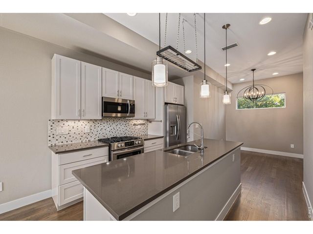 3265 W 17th Ave, Denver, CO 80204