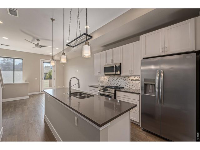 3265 W 17th Ave, Denver, CO 80204
