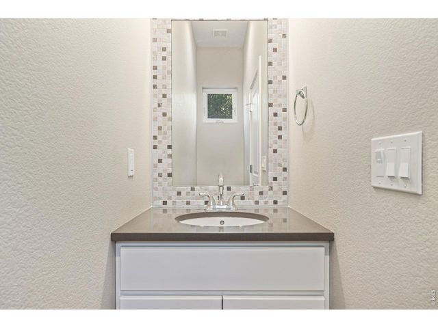 3265 W 17th Ave, Denver, CO 80204