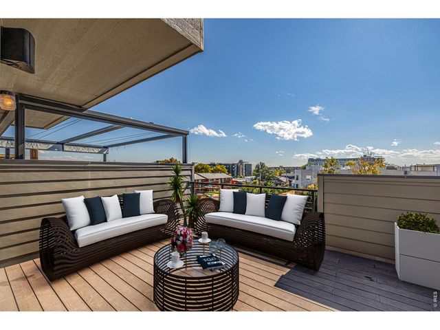 3265 W 17th Ave, Denver, CO 80204