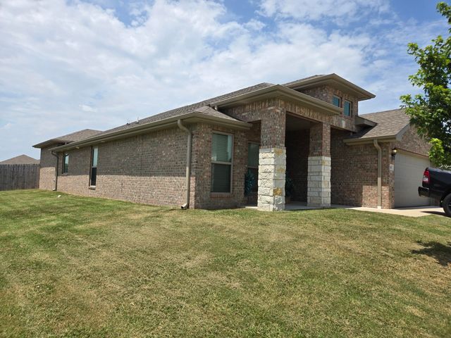 335 Swaden Lane, Webb City, MO 64870